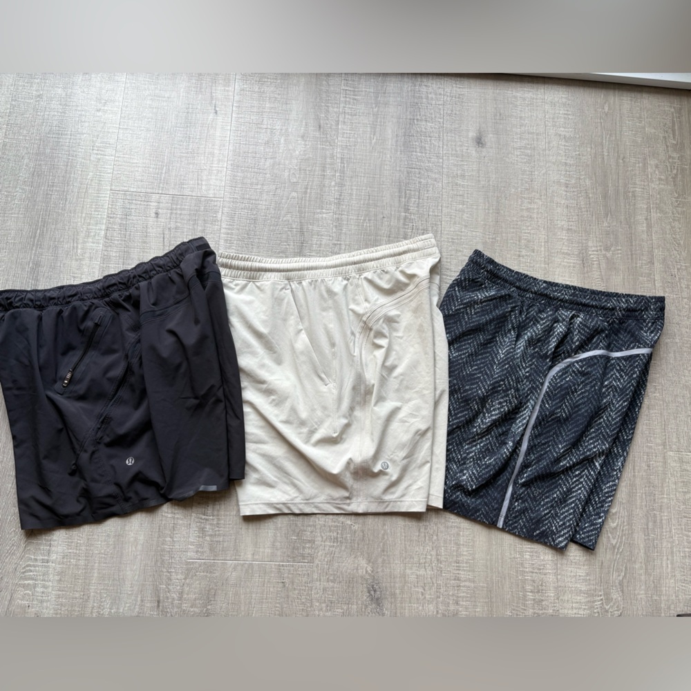 BUNDLE 
lululemon athletica Men's Athletic Shorts 
BUNDLE